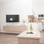 J4
