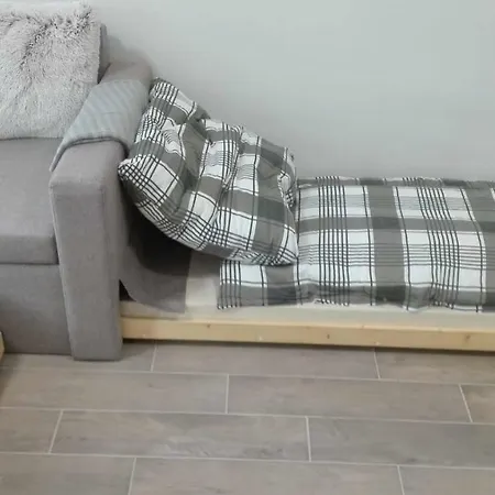 J4 Apartament *